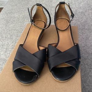 Marc Jacobs women’s black ankle strap low wedge sandals - EU37